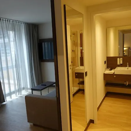 Hospitality Boarding House 2*