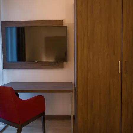 Hospitality Boarding House 2*
